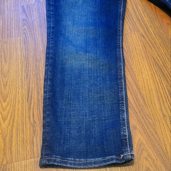 Silver jeans Avery Capri Women's Blue Denim W33/L25 A25 - Picture 2 of 10